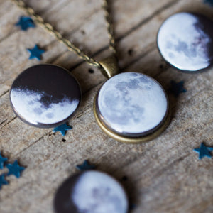 Interchangeable Moon Phase Necklace