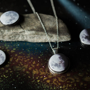 Interchangeable Moon Phase Necklace
