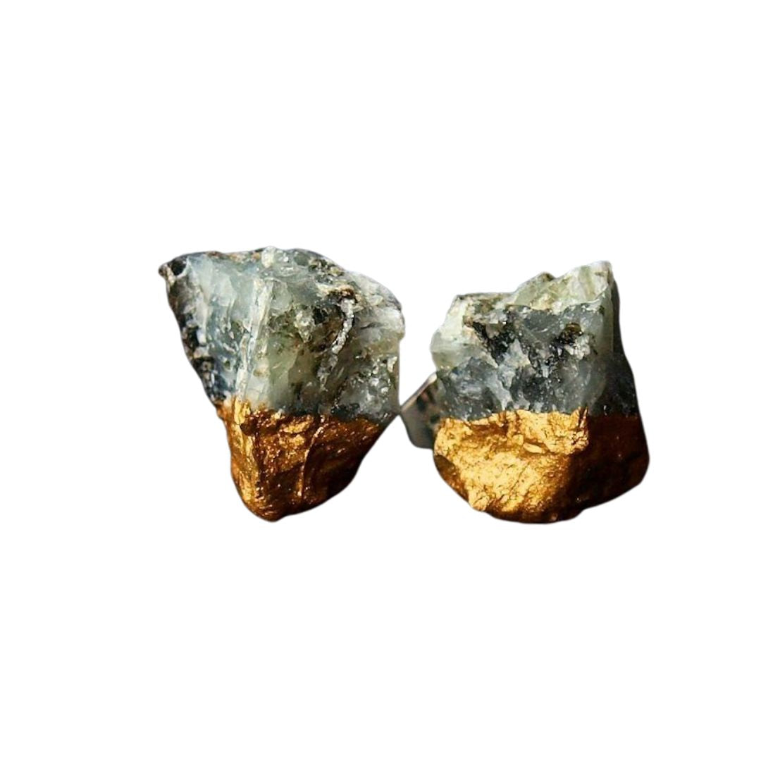 Gold &amp; Raw Emerald Stud Earrings - Metanoia Wellness