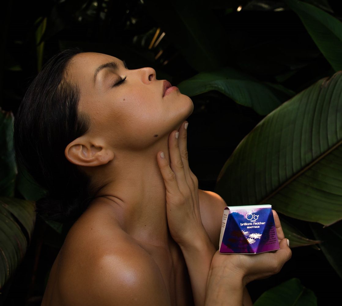 Brilliant Feather Beauty Balm