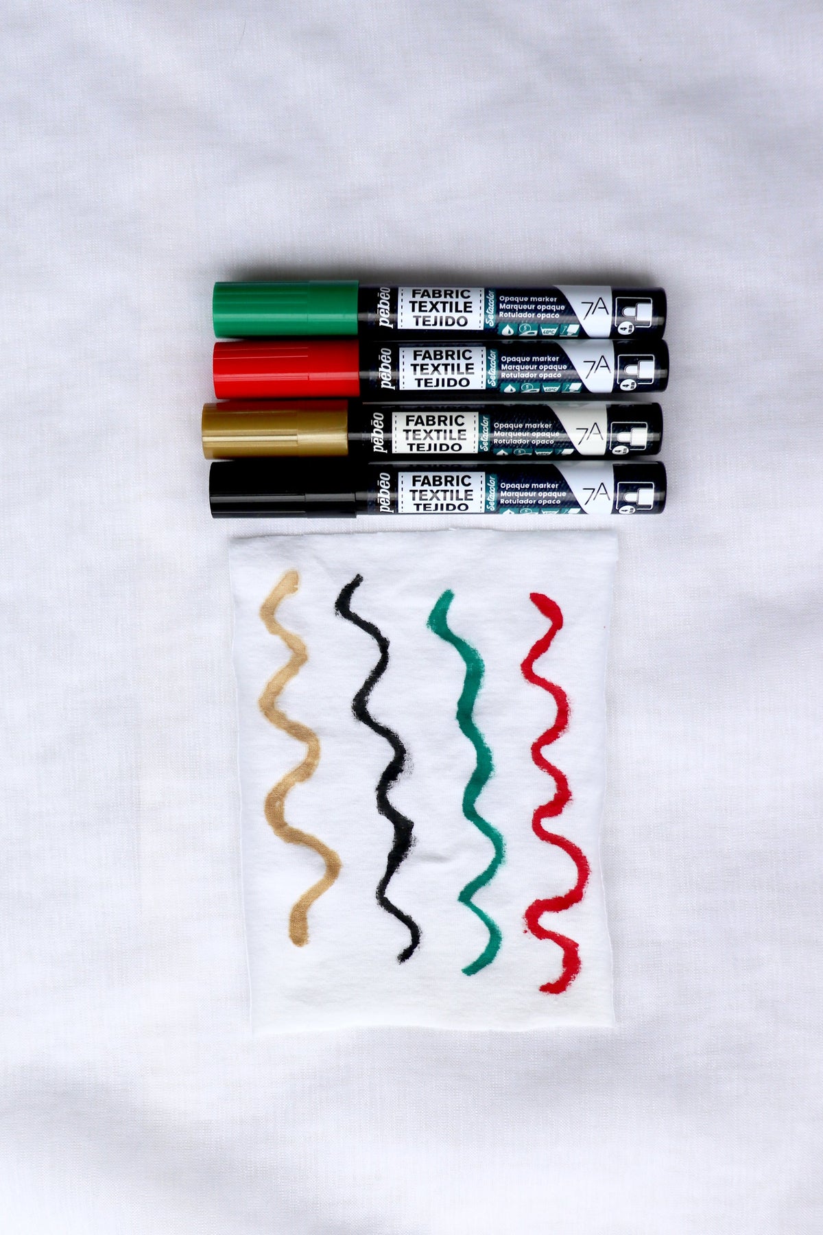 Xmas Fabric Marker Kit + Sustainable Toddler Tshirt