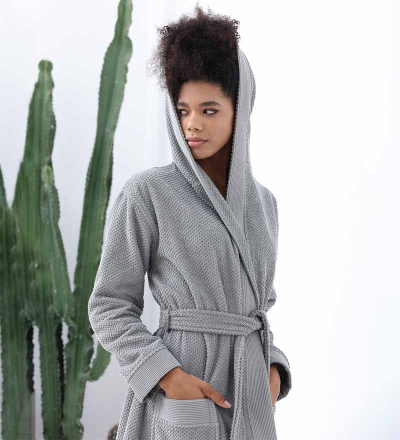 Women&#39;s Hooded Turkish Cotton Terry Cloth Robe